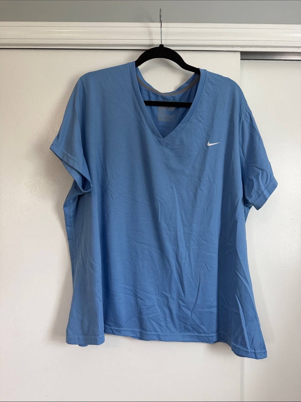 Nike Women's Light Blue V-Neck Short Sleeve Tee
